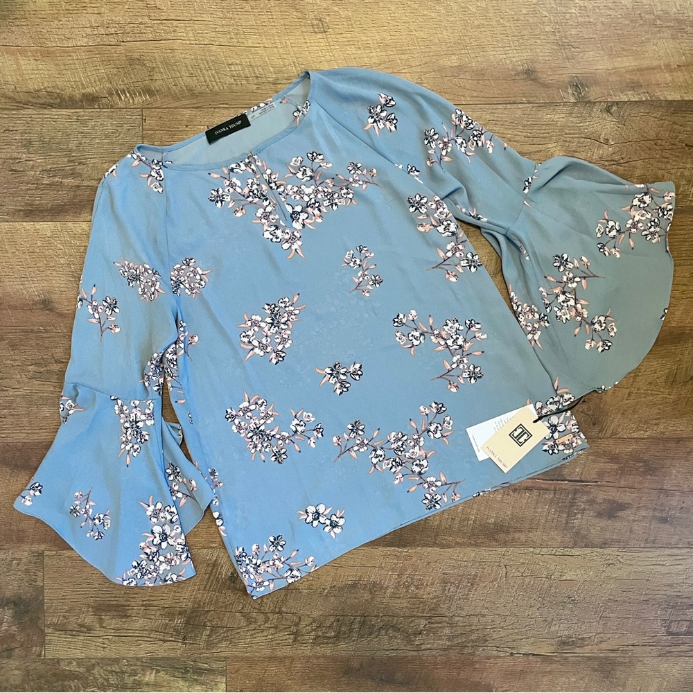 NWT Ivanka Trump Floral Bell Sleeves Blouse